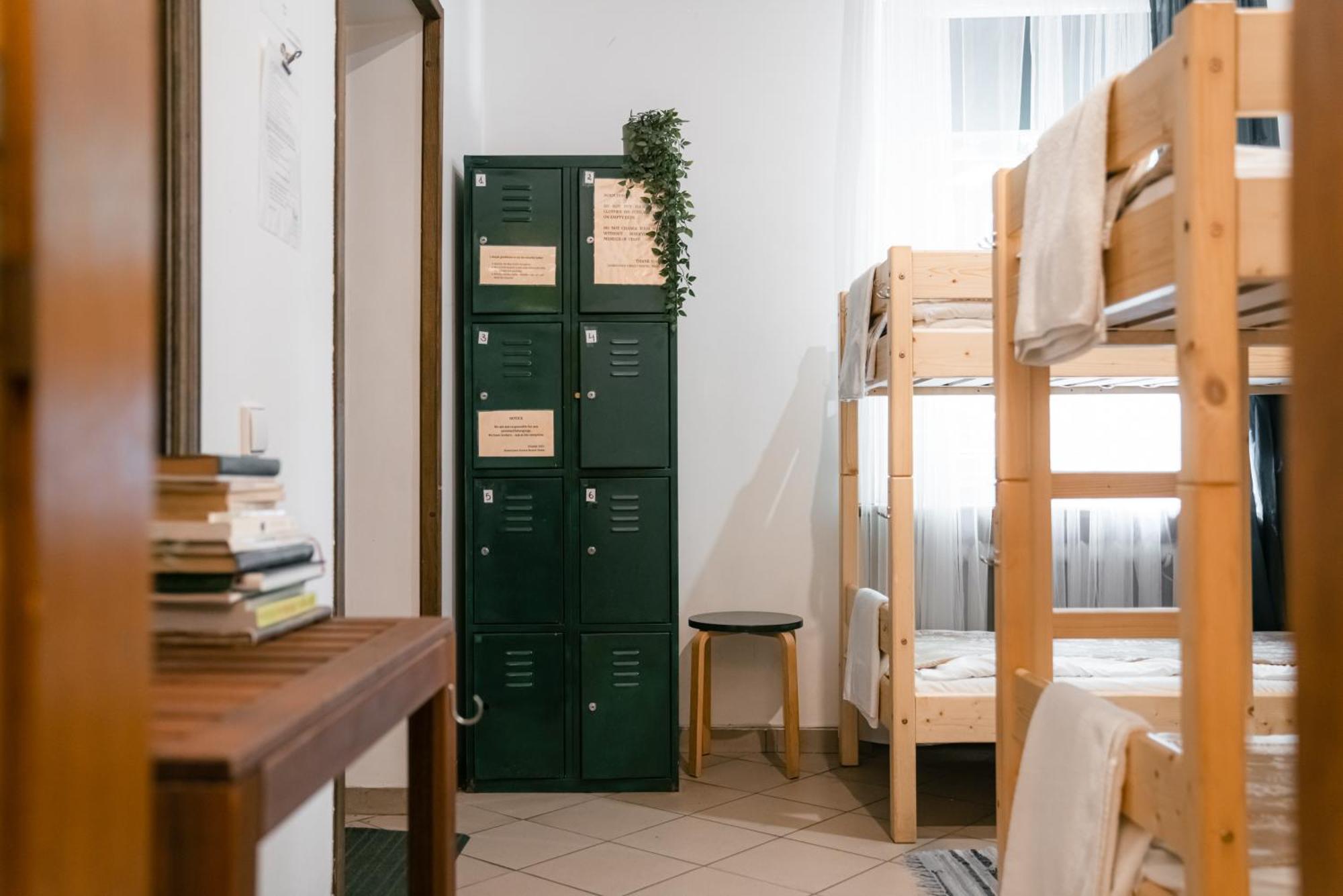 Downtown Forest Hostel & Camping Vilnius Exterior photo